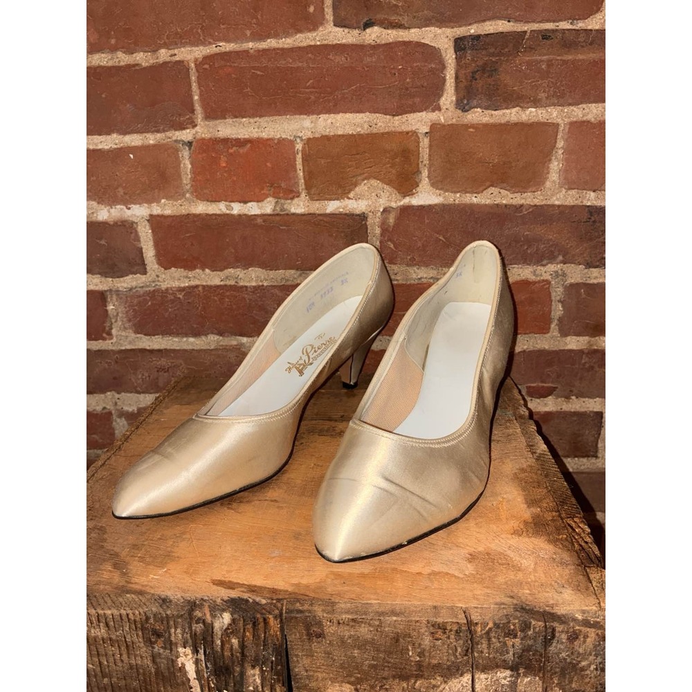 Dolce By Pierre Gold Satin Kitten‎ Heel Pumps Womens Shoes